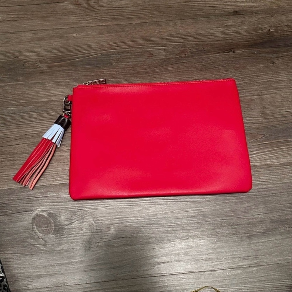 🌹 Red Leather SAKS FIFTH AVENUE Saks Fifth Avenue Tasseled Clutch